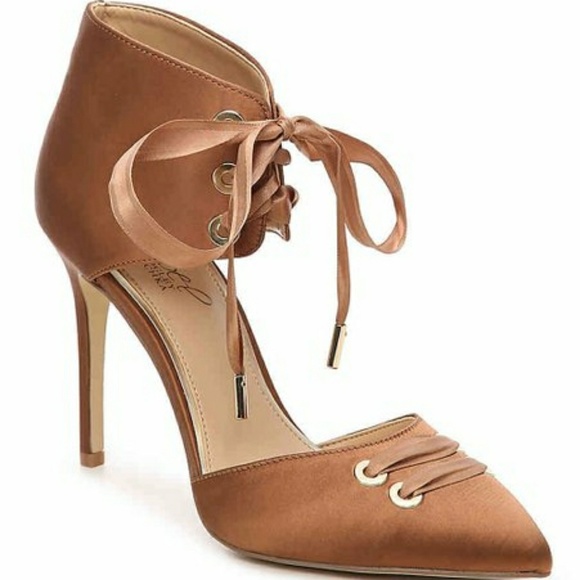 Badgley Mischka Shoes - NIB Jewel Badgley Mischka Copper Satin Laluna Pump